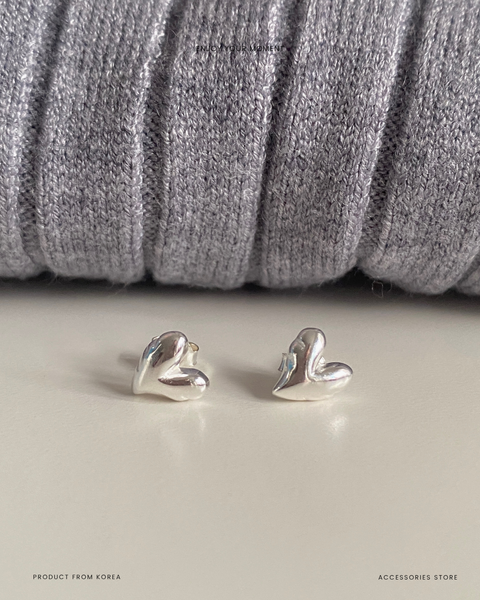 ove shape earrings