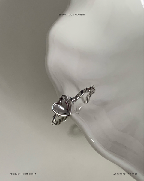 adjustable heart knot ring