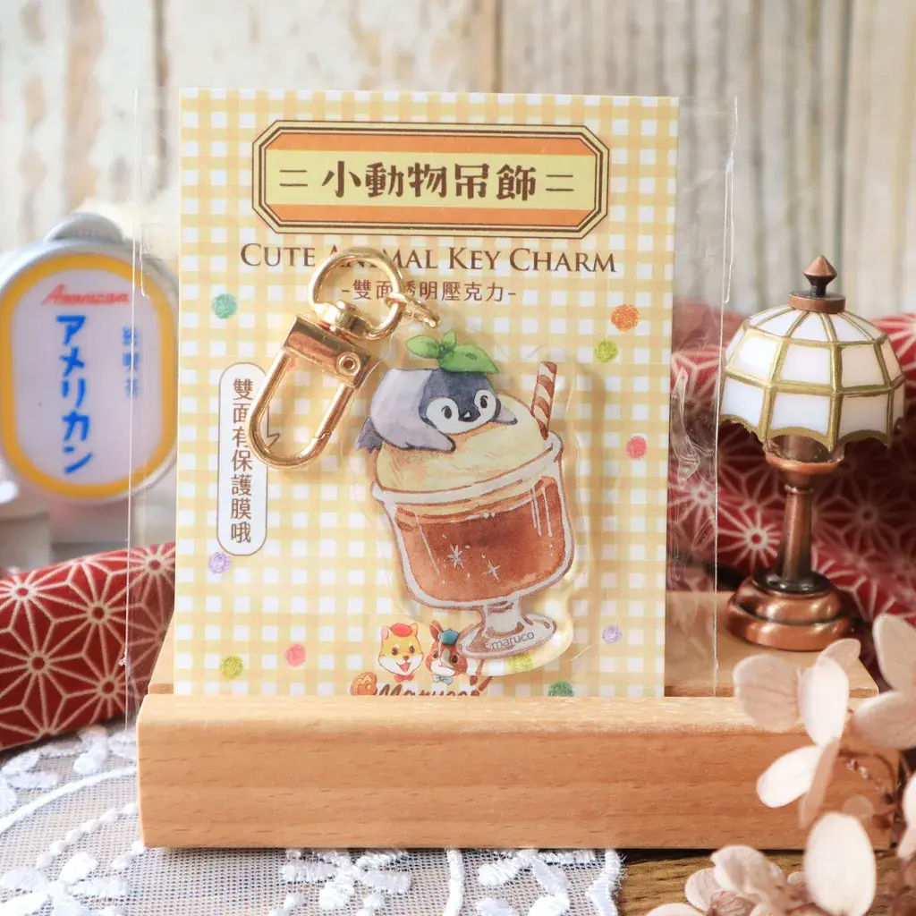 小動物吊飾-漂浮企鵝咖啡