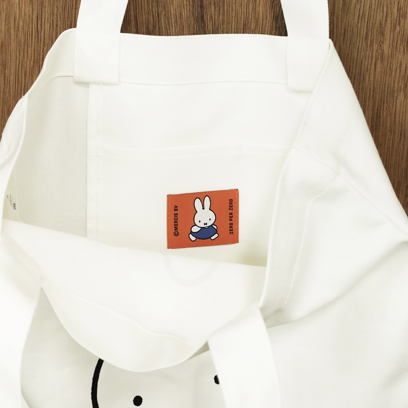 ecobag-seoulview2-white-snap2