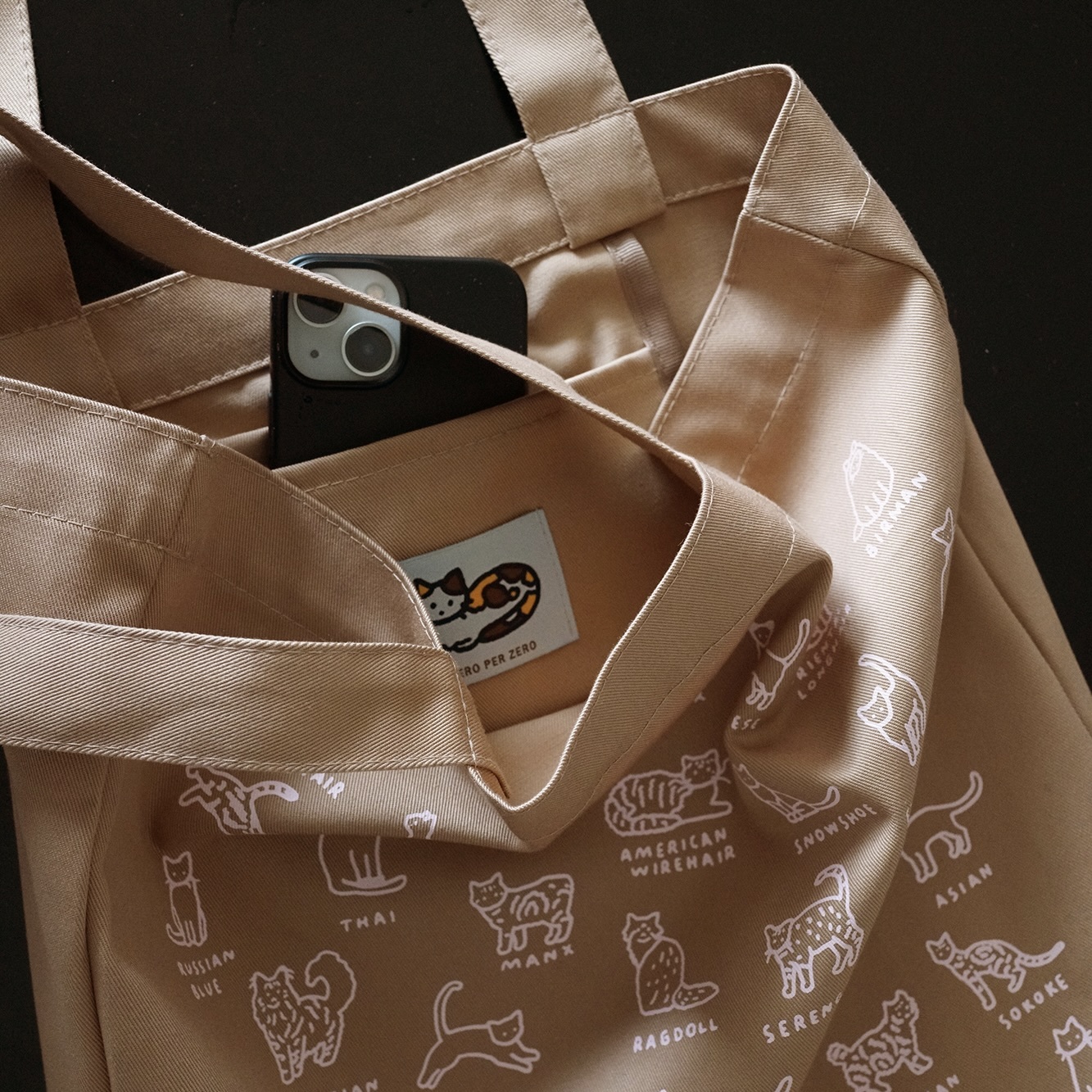 ecobag-CAT-Dictionary-Coffee-snap3