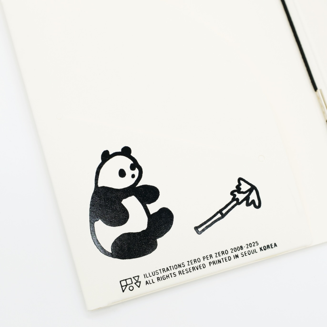 Passport2-panda-white-snap8