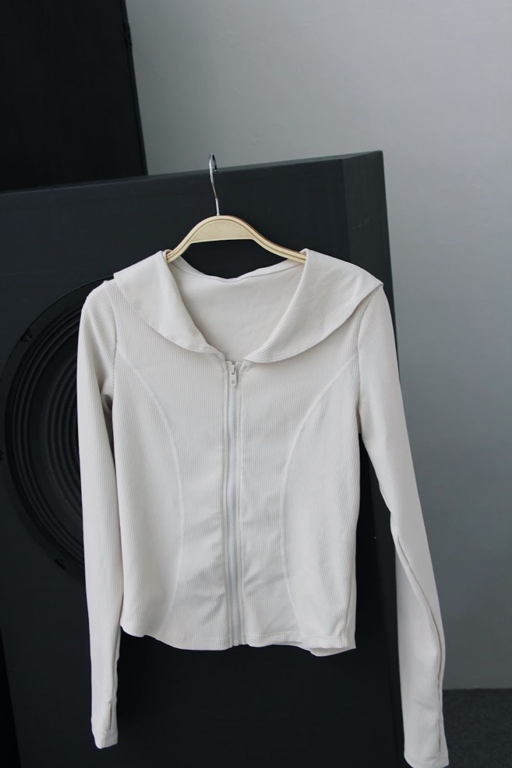 B18B183D-0270-43BC-9D37-F6D2FDF3466D 2