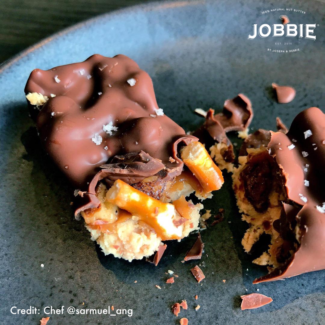 Recipe Foie Gras Snickers Chocolate Bar with JOBBIE Peanut Butter caramel