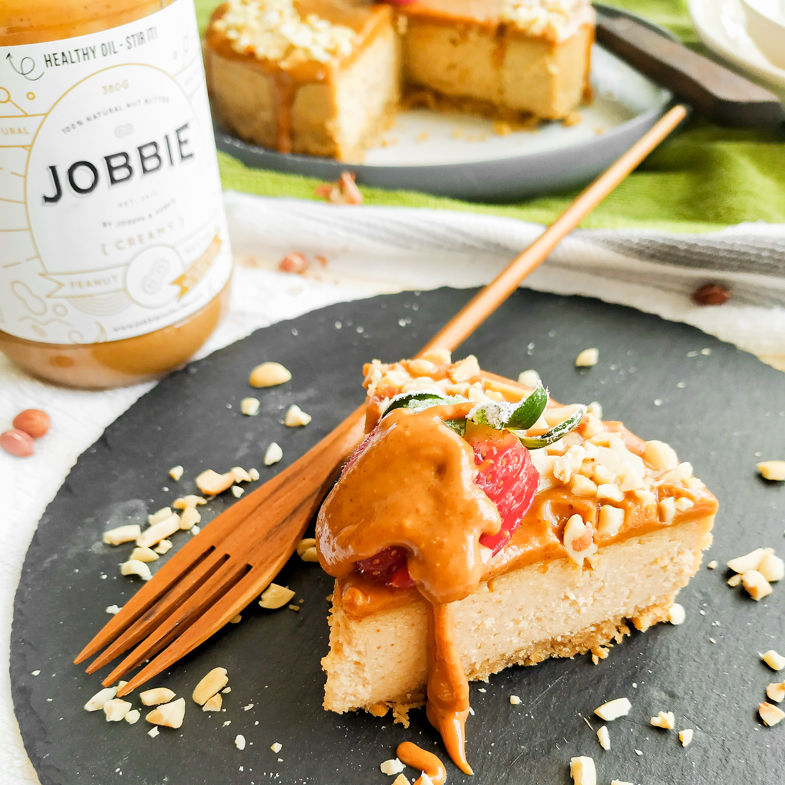 JOBBIE Peanut Butter Cheesecake by @dough_and_stove