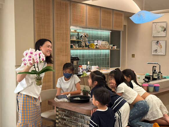 3F3EABD5-C82B-40E4-ABC2-7A992C236A55