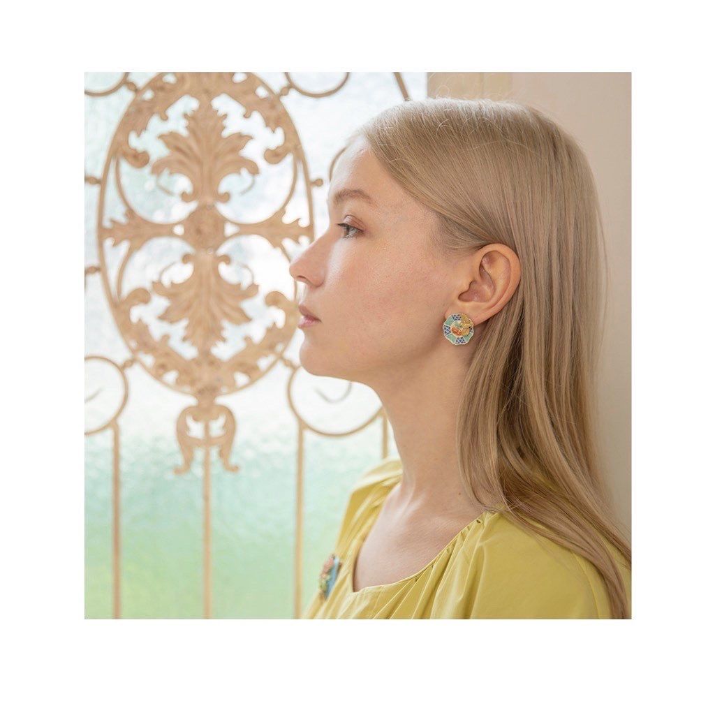 66AE78E3-BB70-4840-B9FA-1124405FEED3