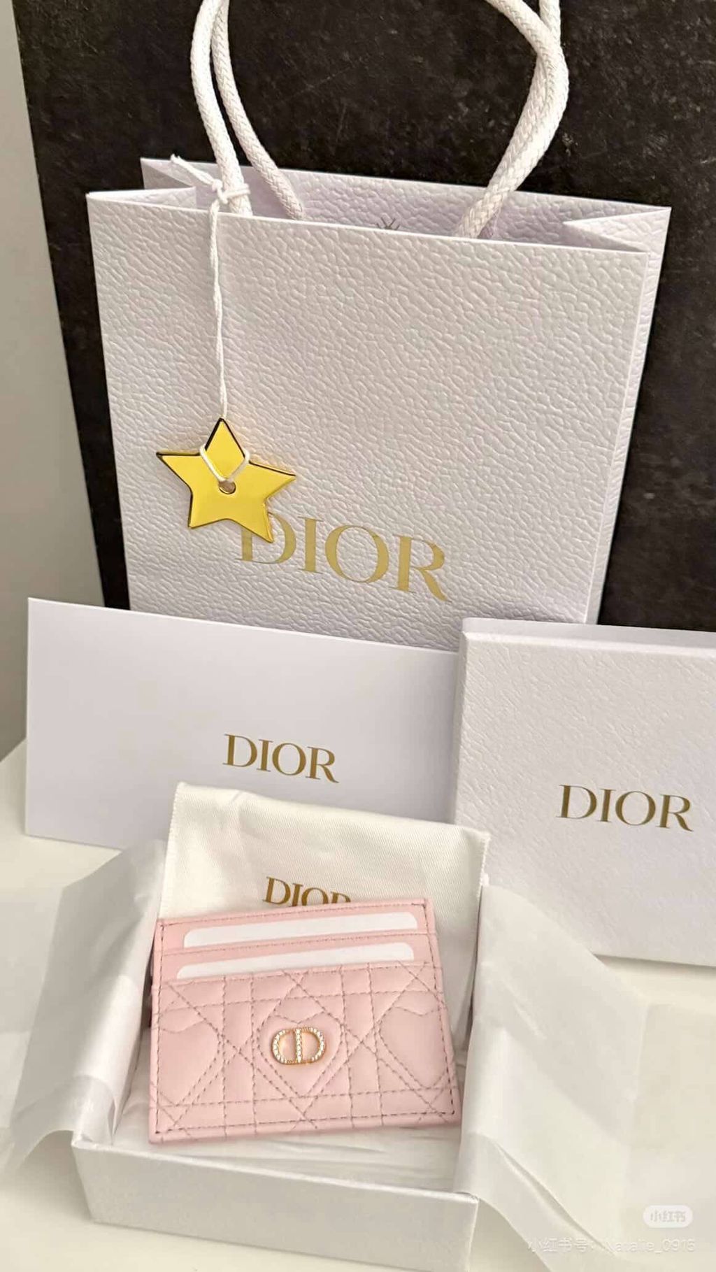 photo_6294134698548073465_w