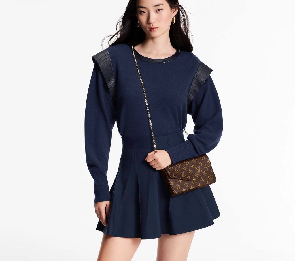 photo_6296123328535662580_w