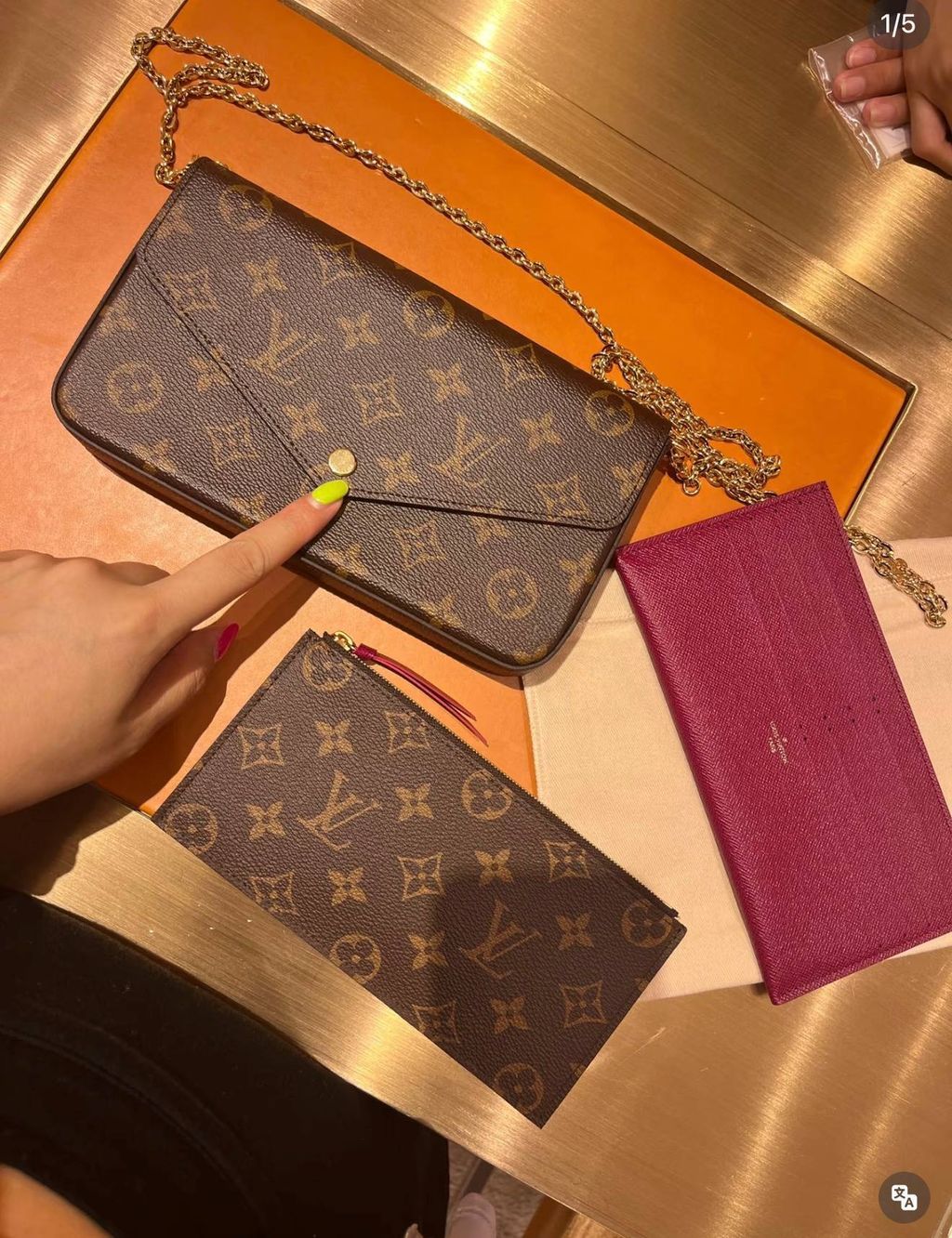 photo_6296123328535662577_w