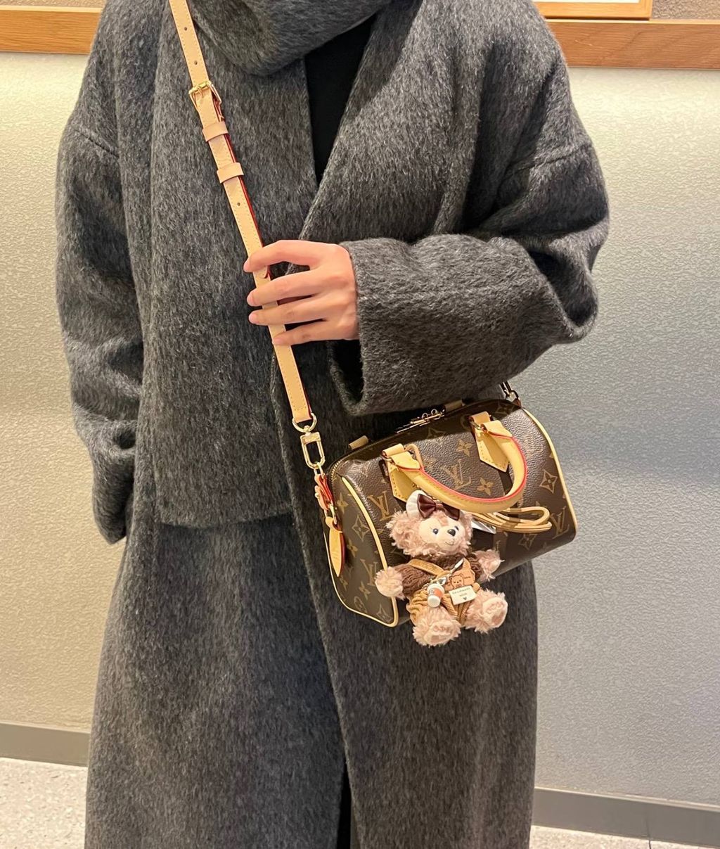 photo_6296123328535662619_w