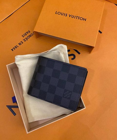 photo_6296123328535662874_w