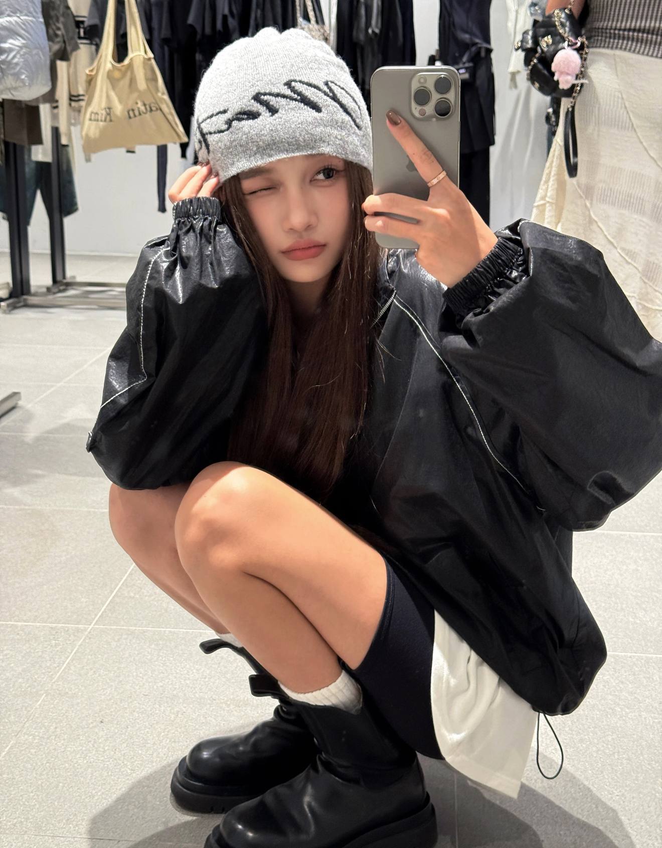 6226273875965105191 (1)