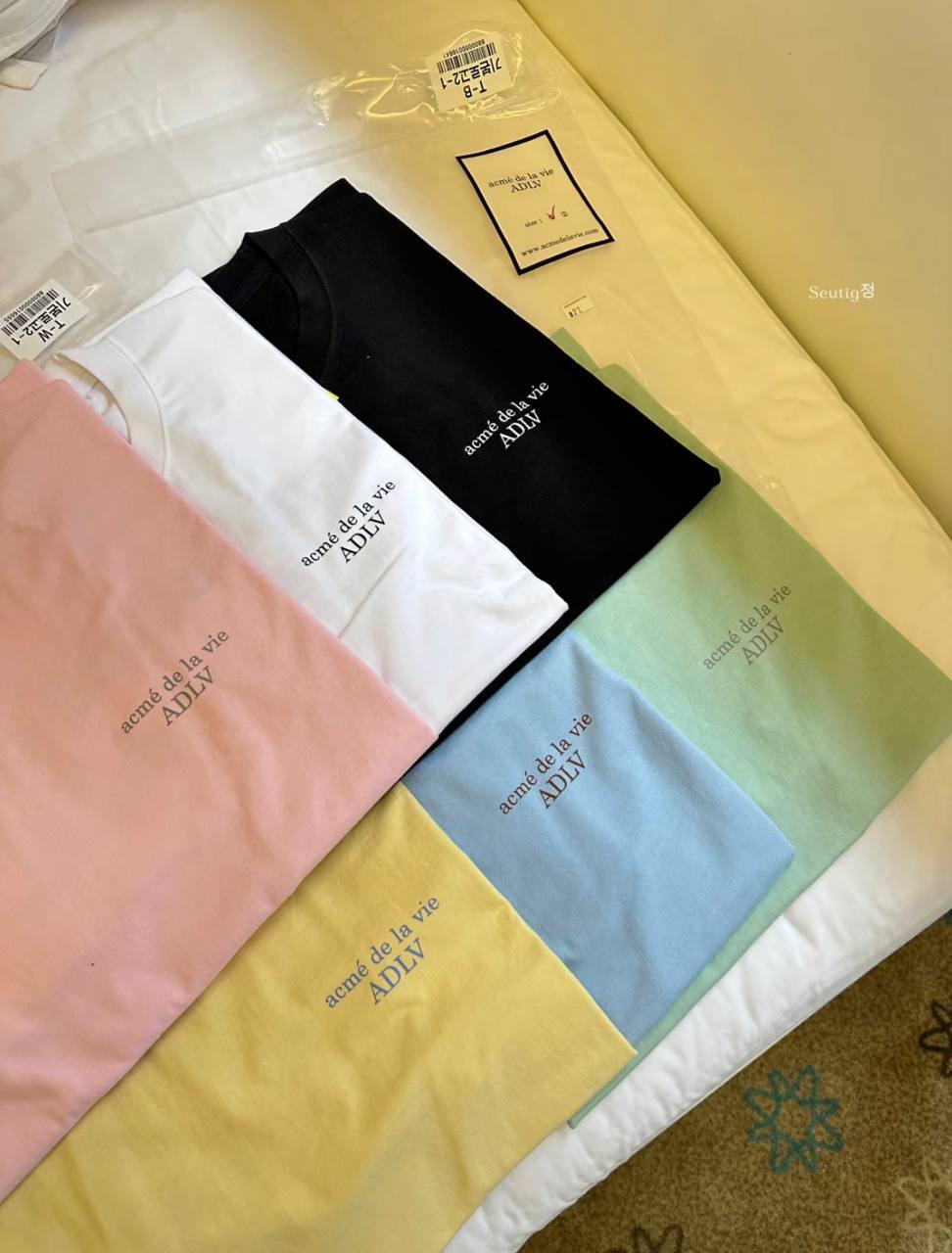 cfb7d420-ab26-4e13-95b4-595e05f40f2d