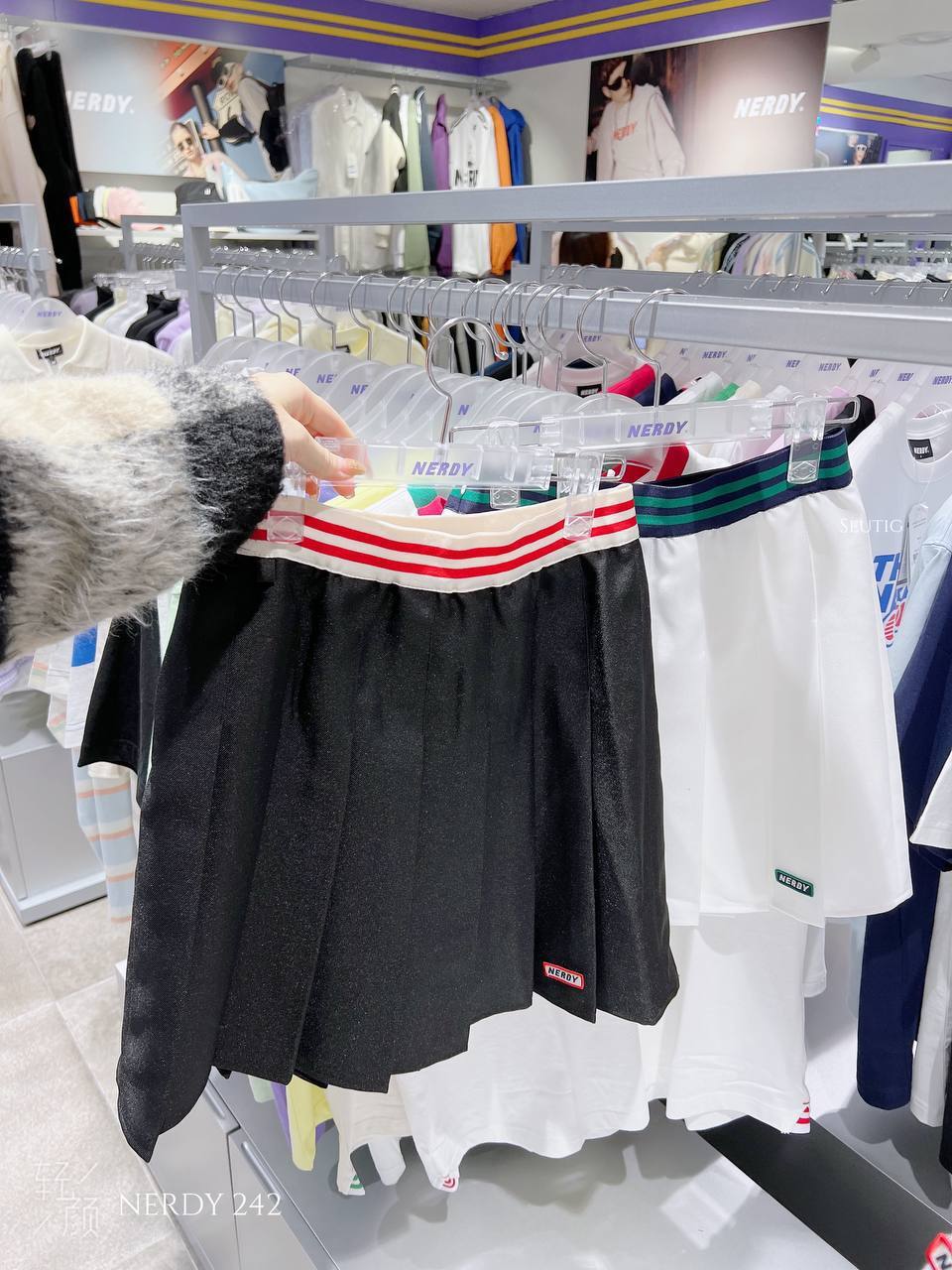 0f44b035-573d-4e30-910a-70cbab798518