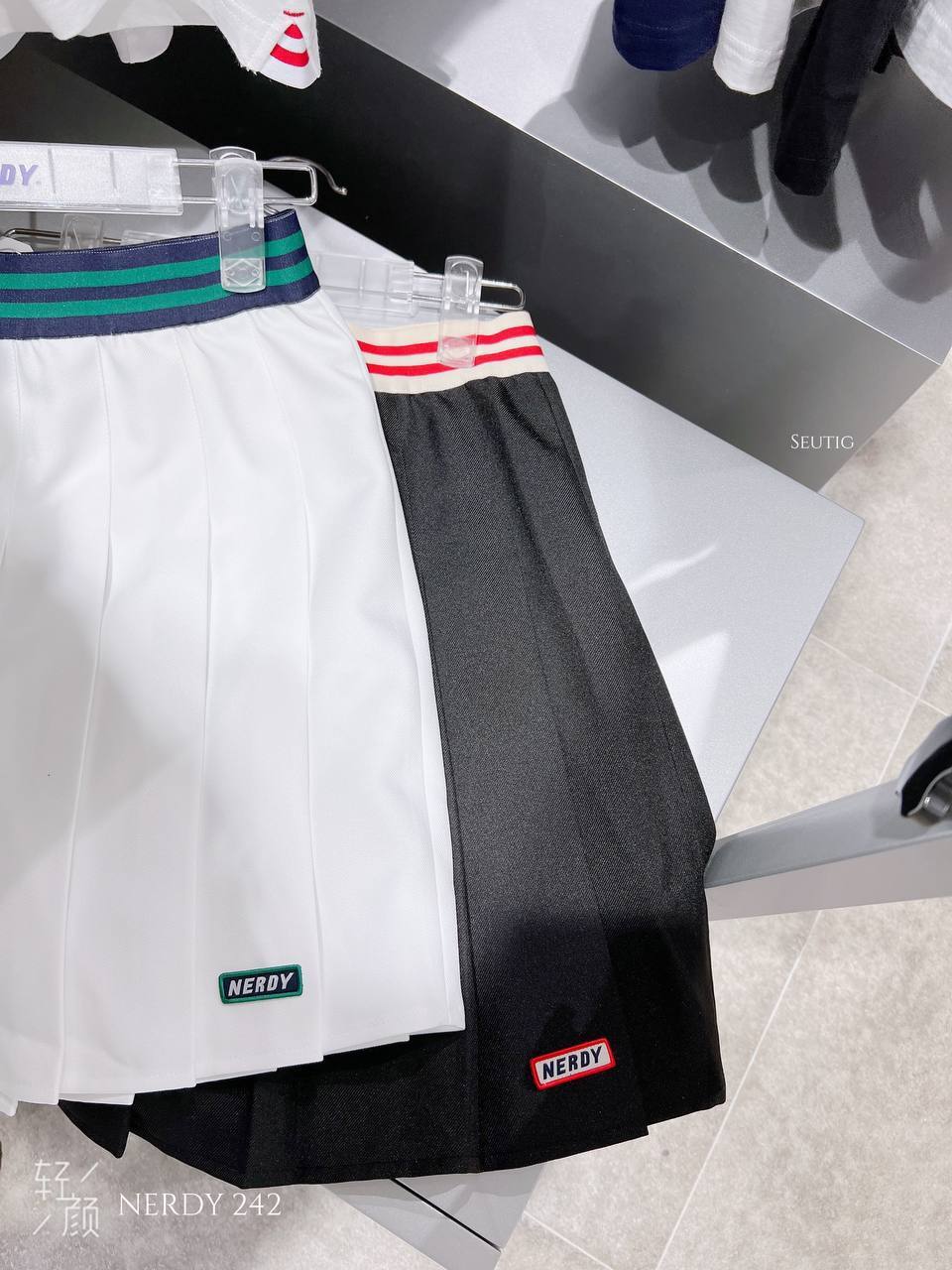 09c4d1ab-3989-4cbd-b454-23dc8728ddcd