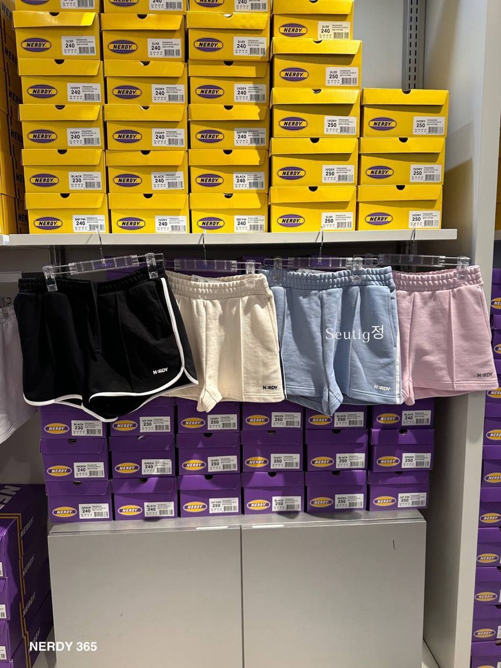 71e02dfd-4e9a-46f8-abbd-88a1c6e32ab7