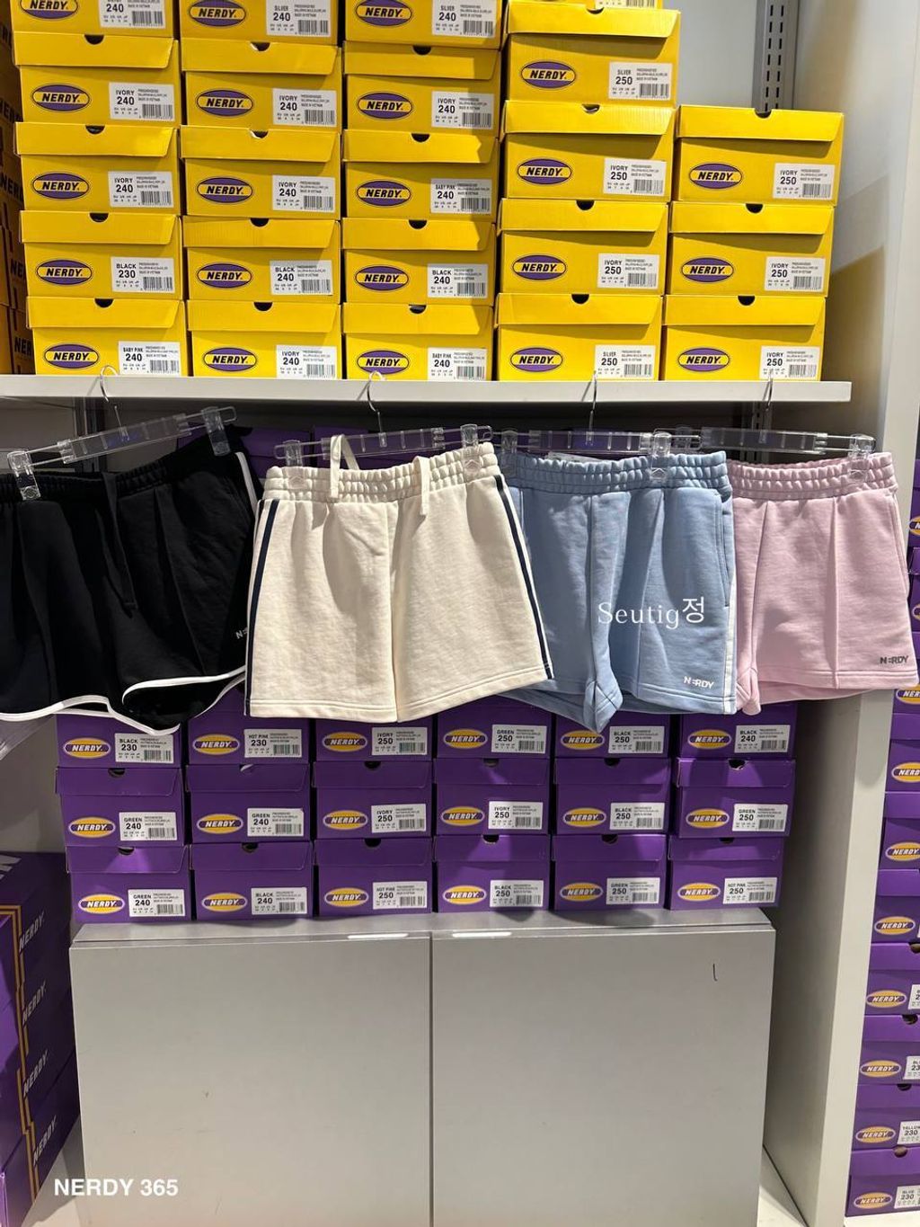 00e15a63-21f9-4a78-9999-6bef93d003db