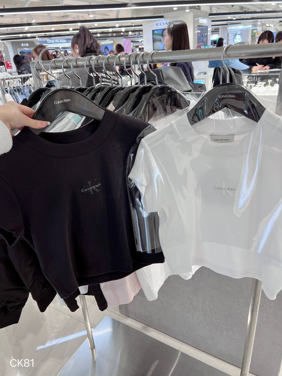 715f1127-3dde-452c-95c3-351a99436172