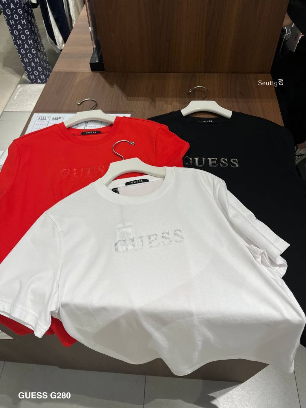 2567b6b6-7a9c-4677-827d-33acbe213ca4