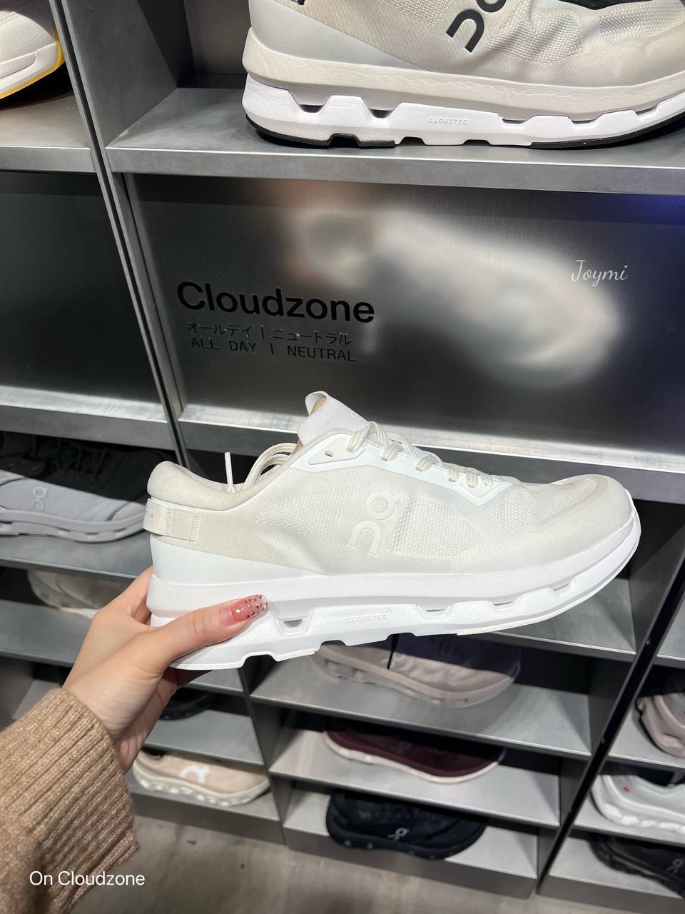 6059956314017829496 (1)