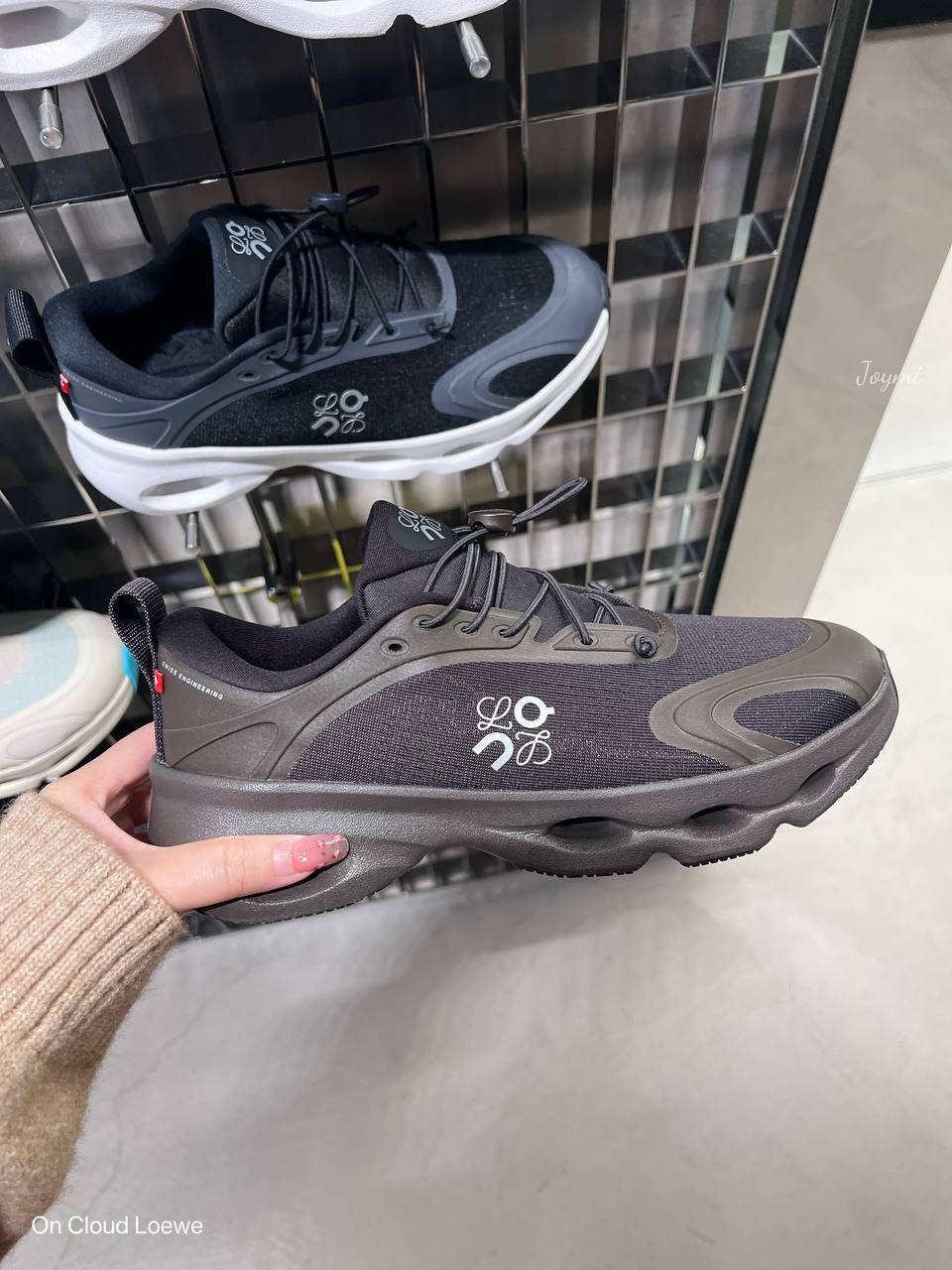 6059956314017829508 (1)