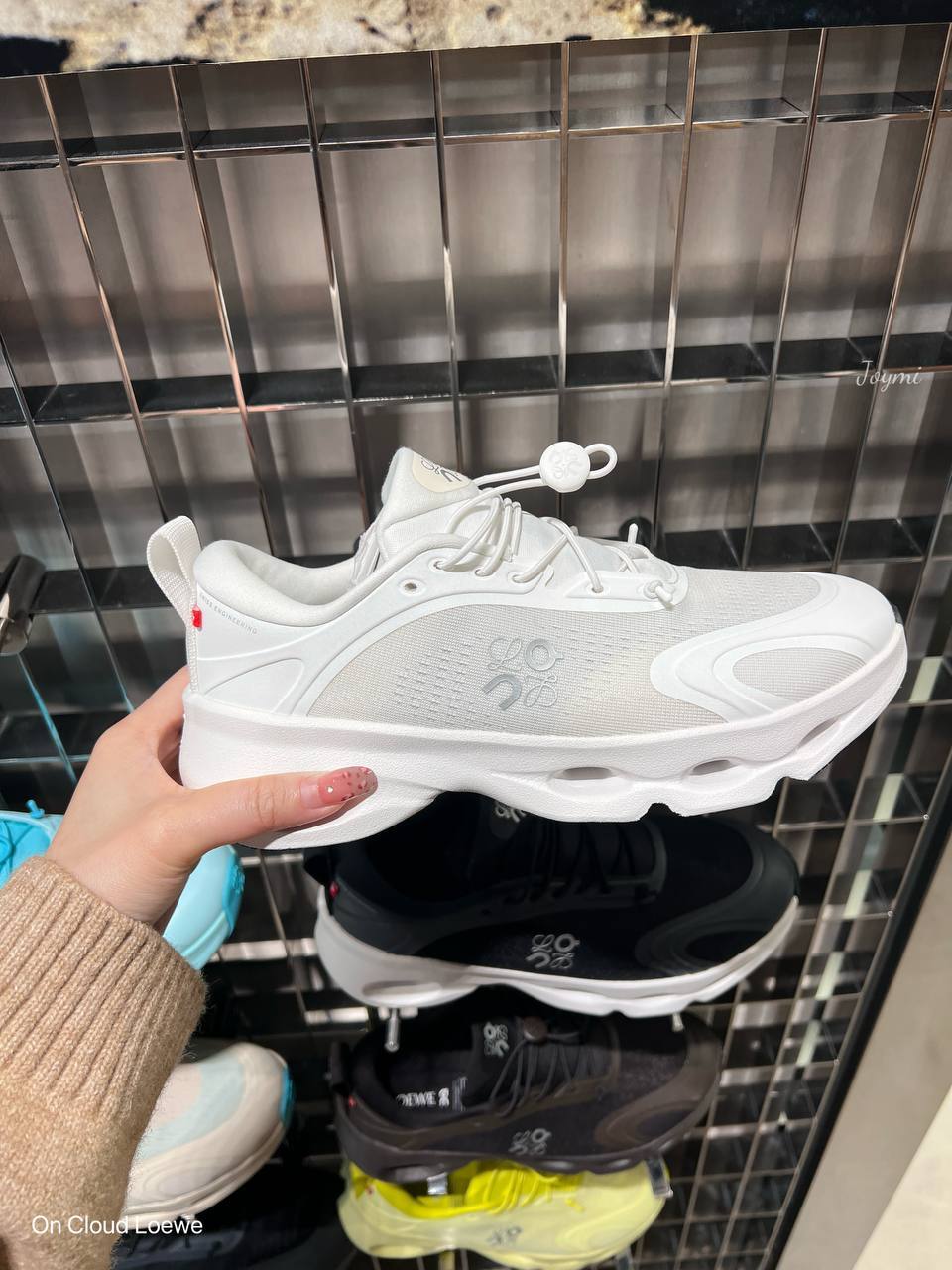 6059956314017829506 (1)