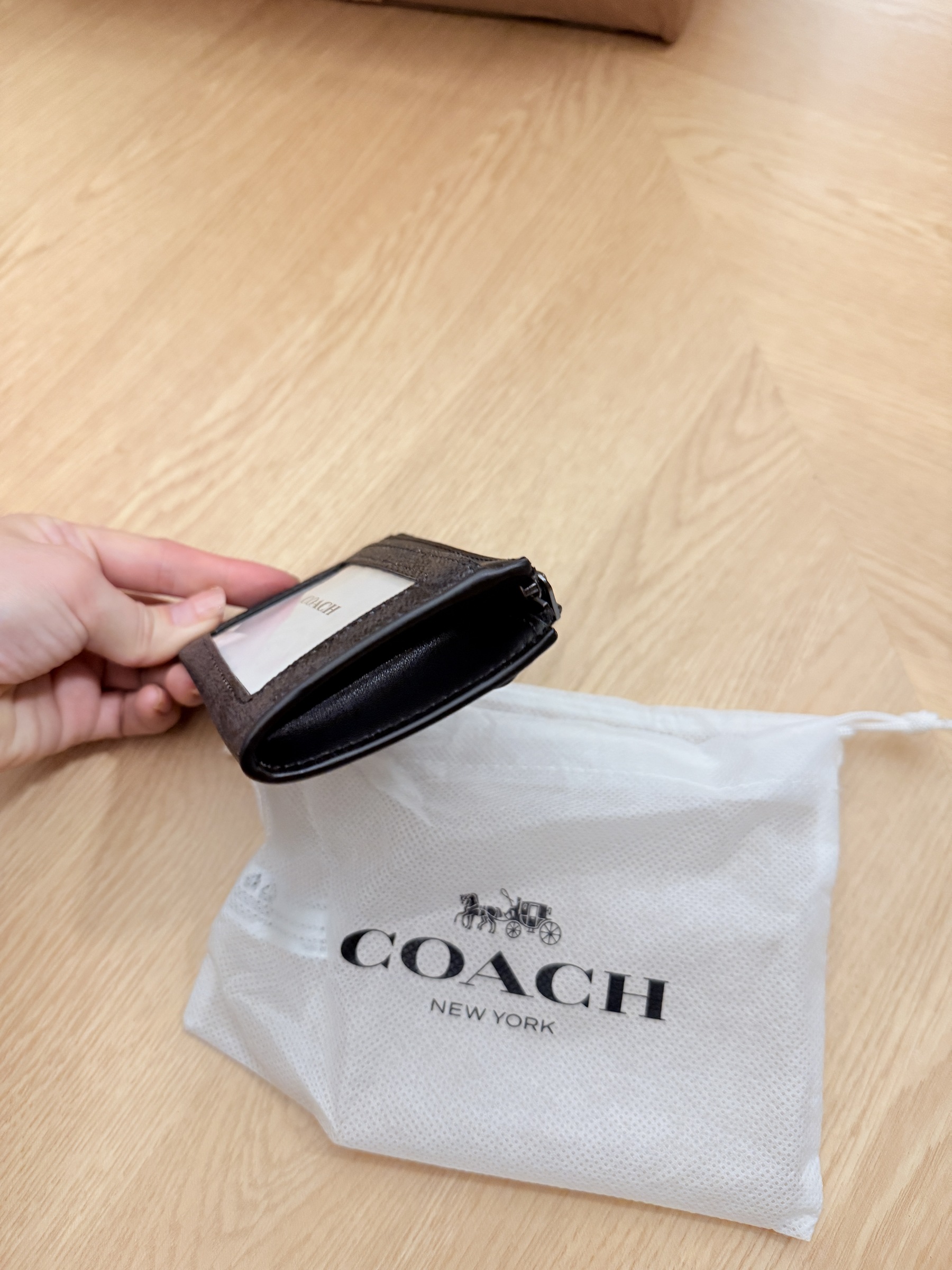 image_21415145-8162-476C-9E7E-5E9ACD4E251A_1763712348