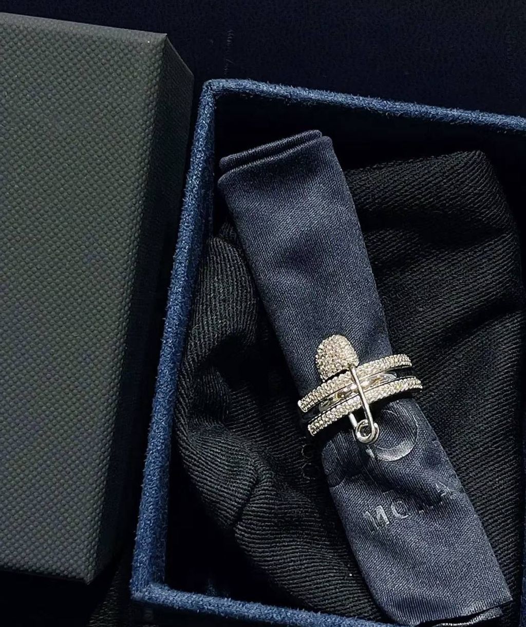 image_05741E57-6E02-4598-9A25-48FE90518109_1764948692