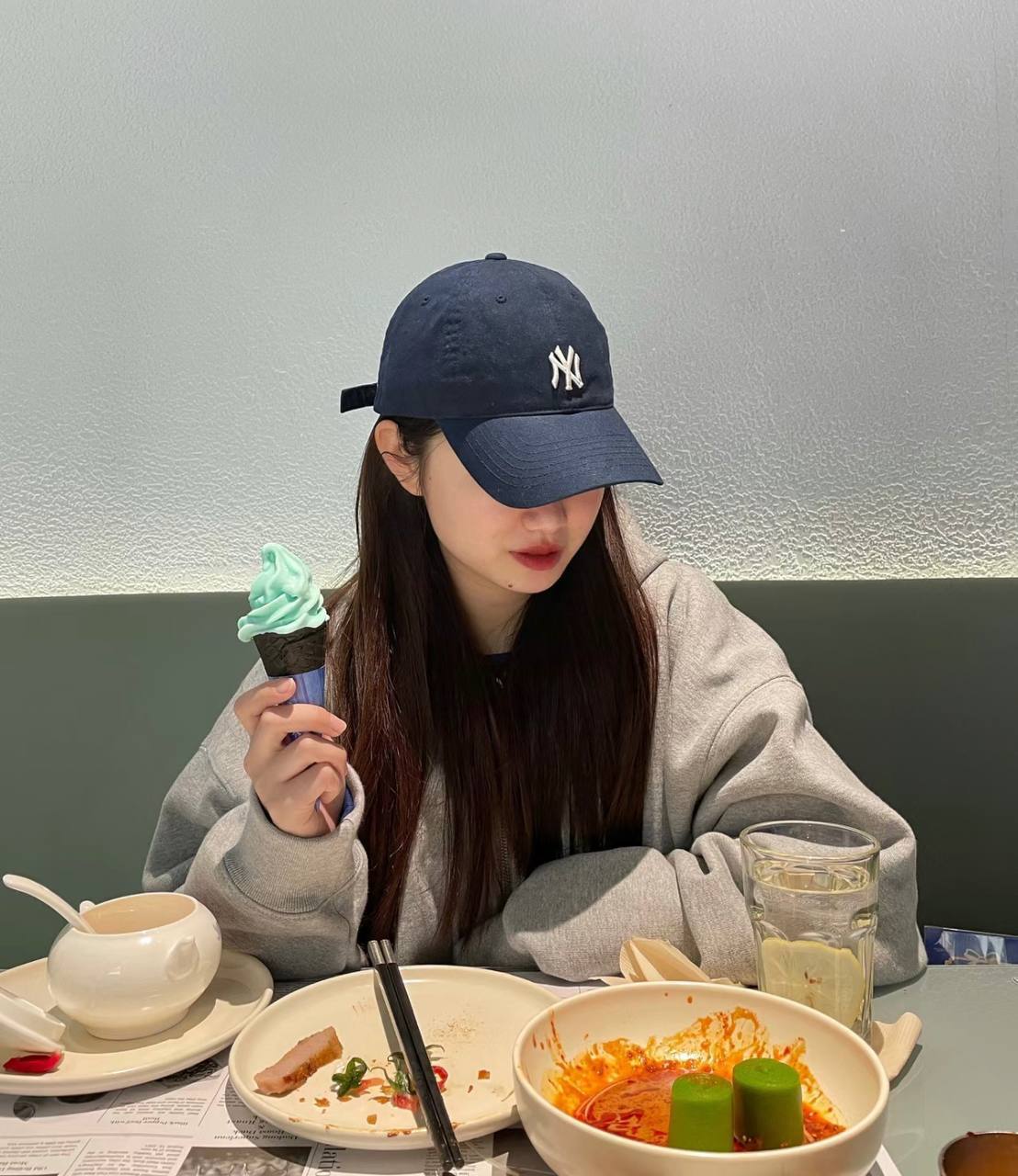 6228660988723450454 (1)