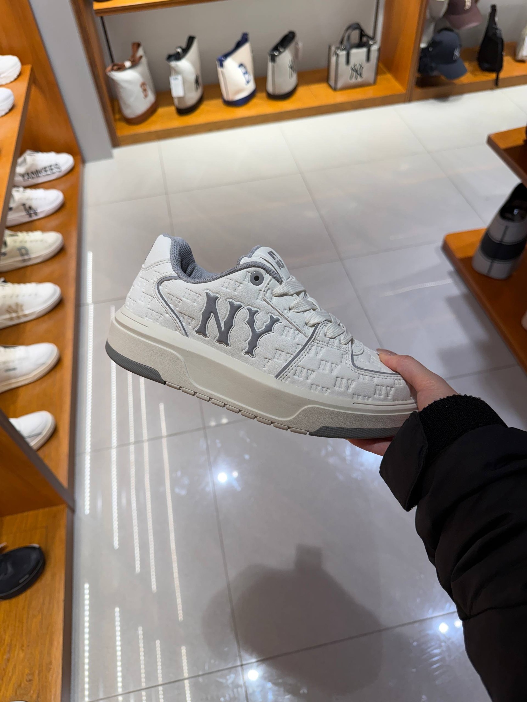 image_C003C2A2-DDA4-432B-A4B2-2E785314FE33_1765365076