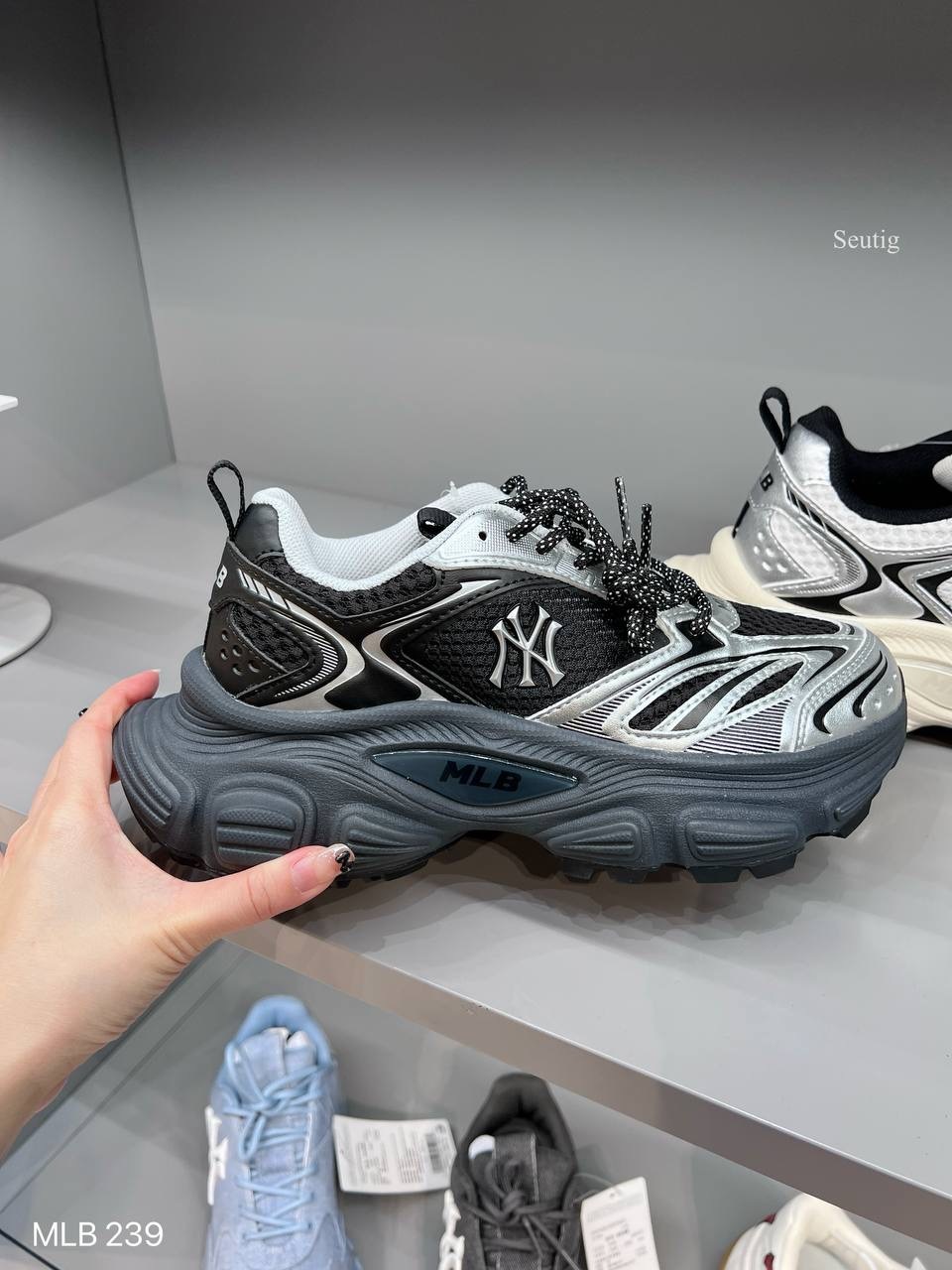 image_EC5AA893-462E-4952-A71B-69129684E156_1765365401