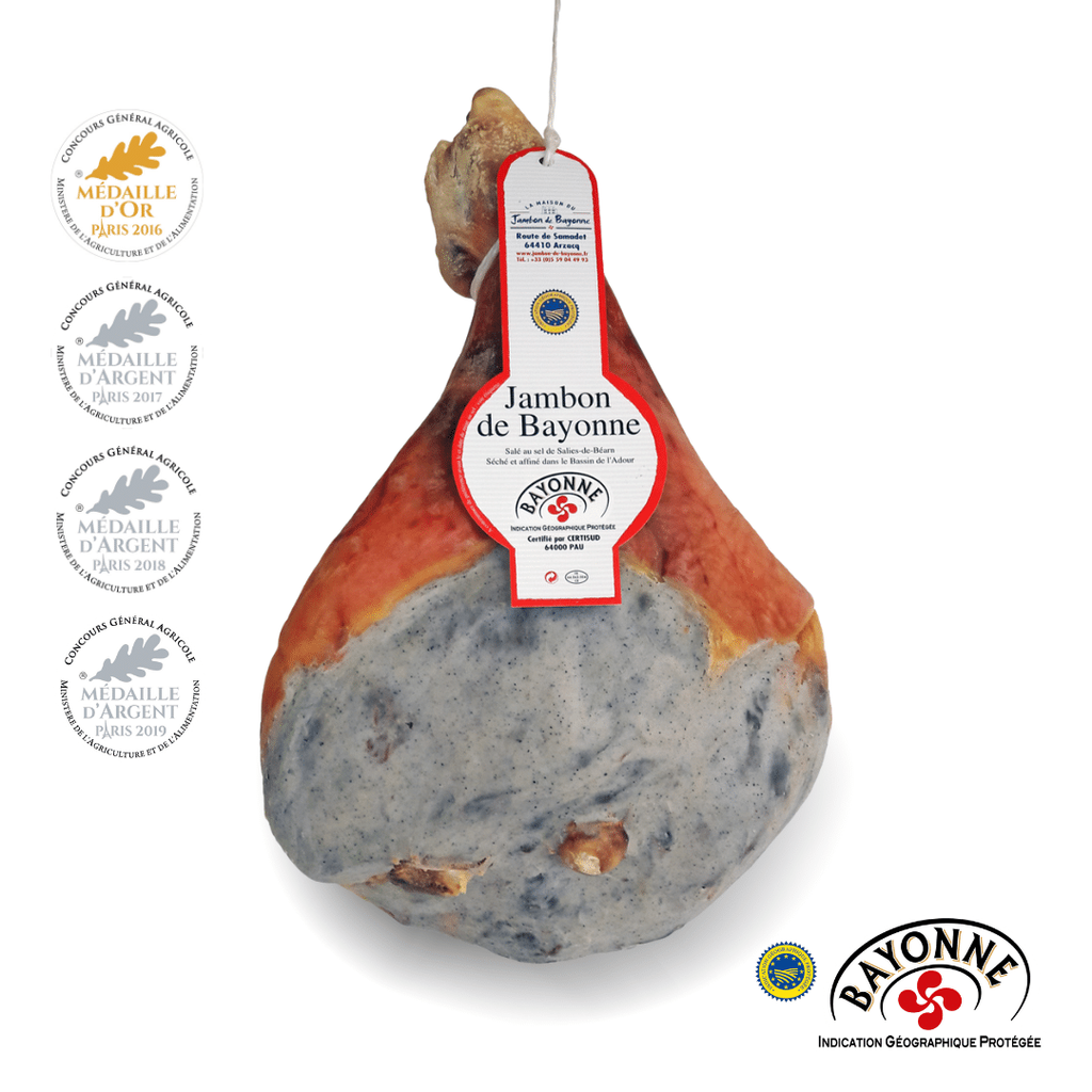 Jambon-de-Bayonne-entier-a-los-IGP