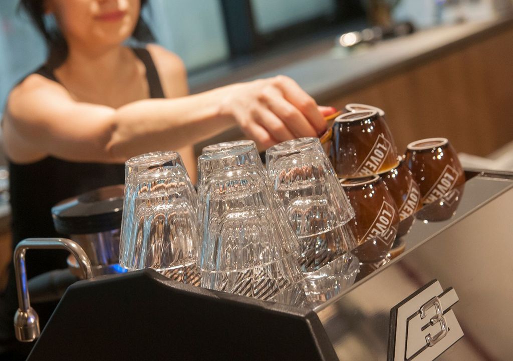Twisted Glass stackable on coffee machine