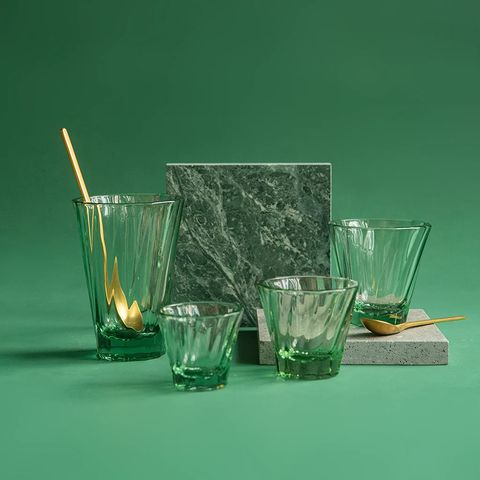 urban-glass_twisted-glass_square_00033