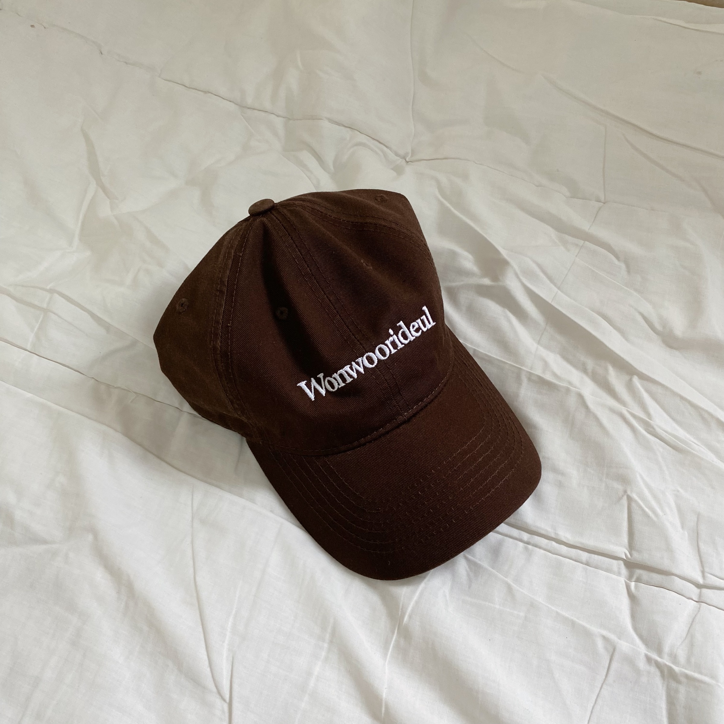 D0449A29-82EF-4B9F-982B-9B6EFAFFD5F7