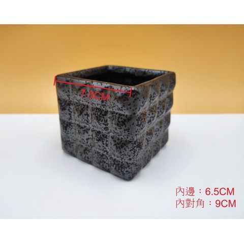 sg-11134201-22110-v6vr80f3a1jvad