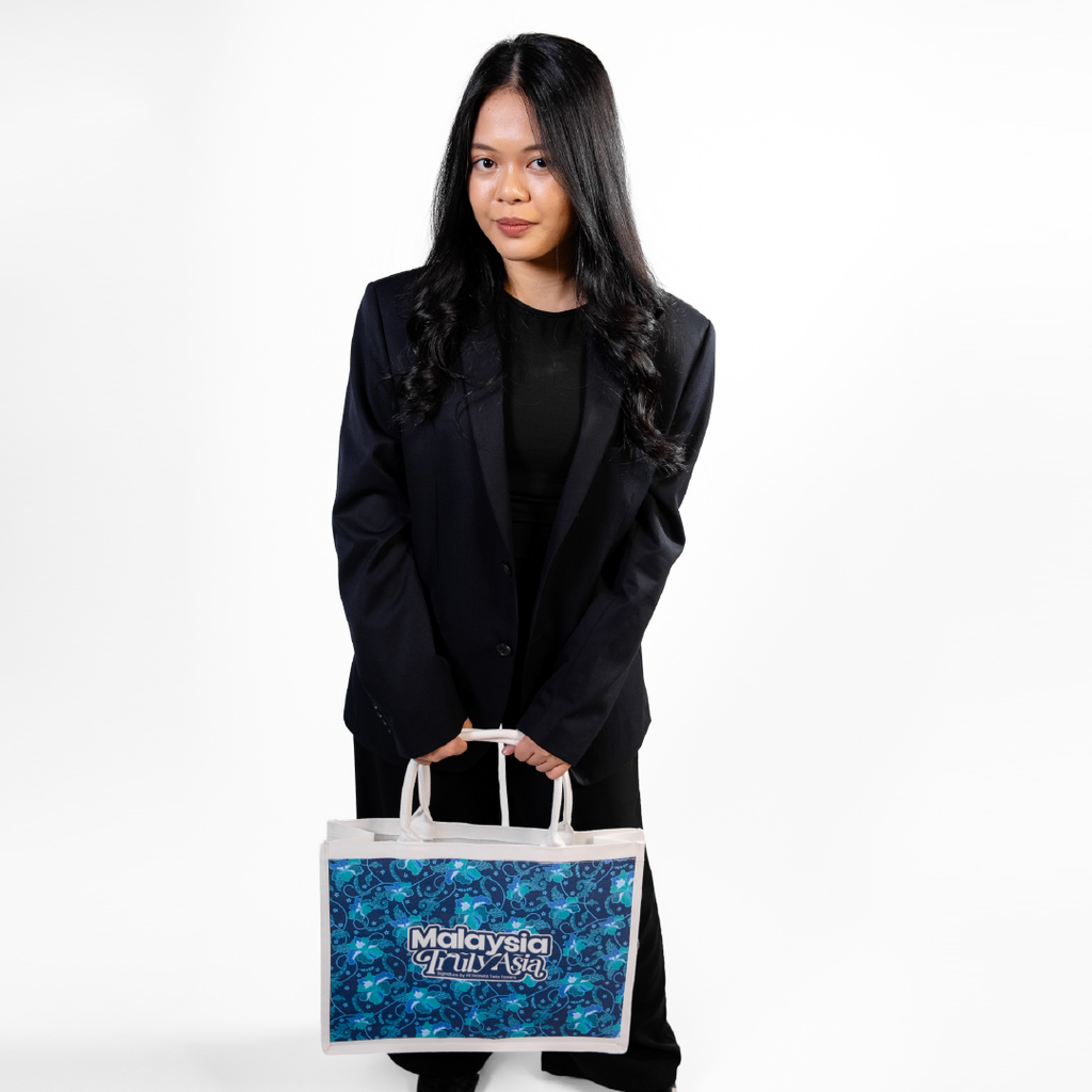 PETT X VMY26 - Laminated Canvas Tote Bag (3)