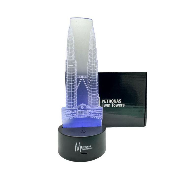 PETRONAS Twin Towers Night Light (1)