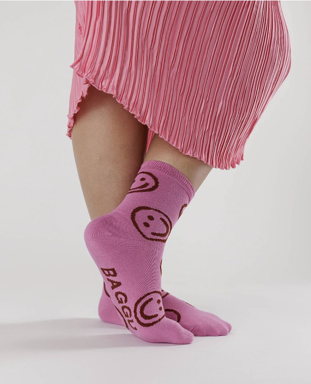 baggu_crew_socks_extra_pink_happy