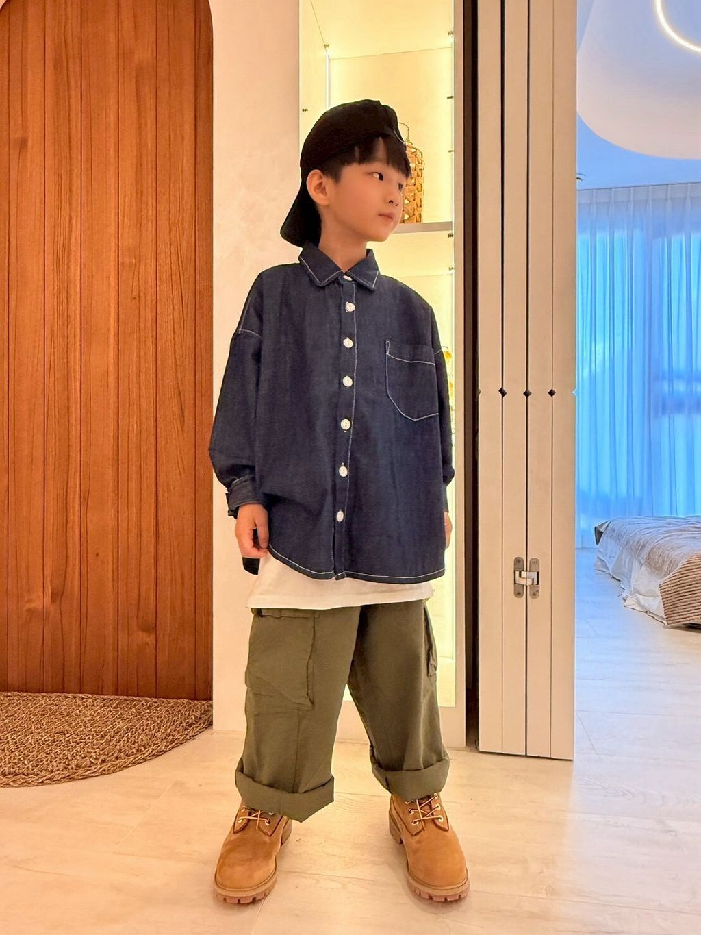 LINE_ALBUM_20251013_251013_38