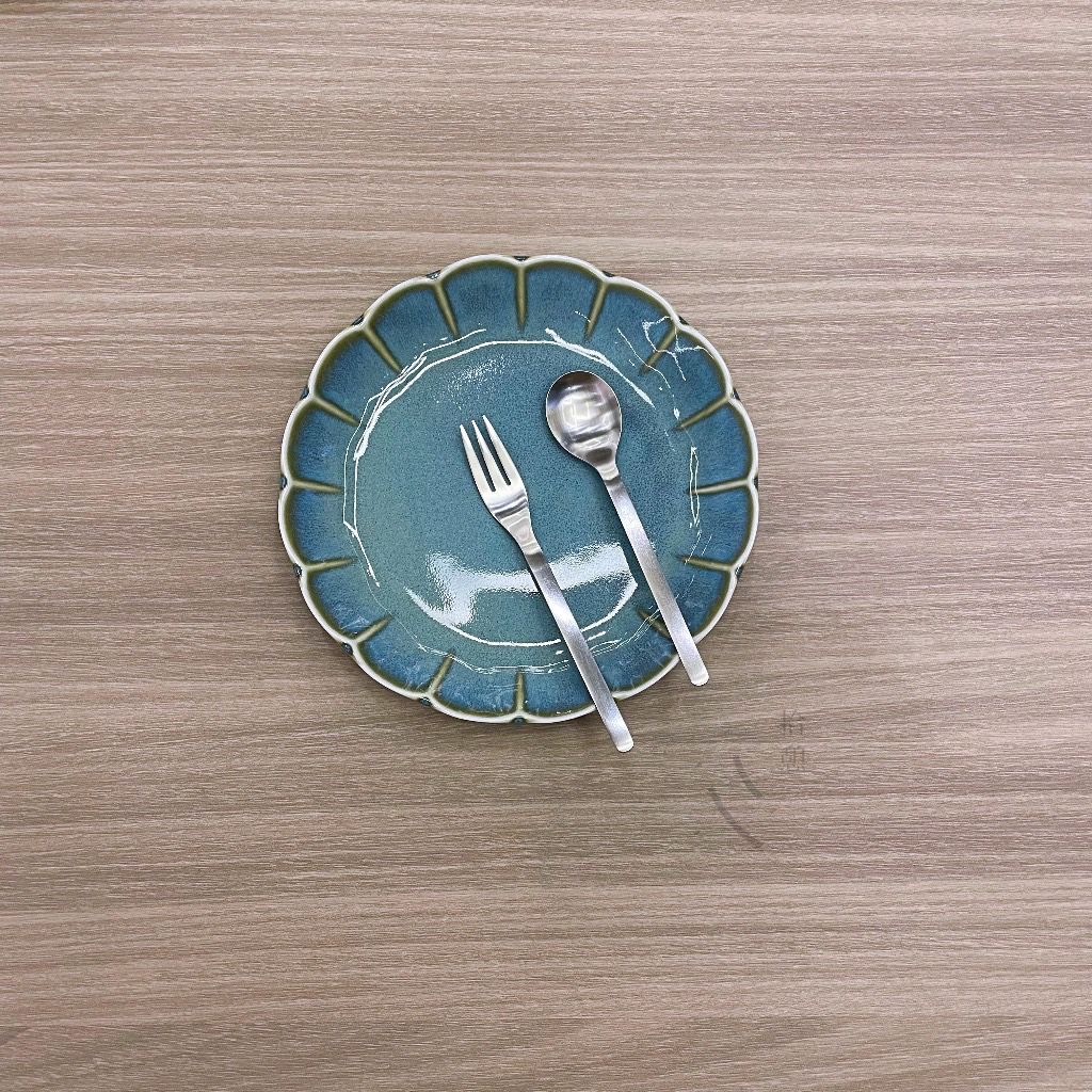 tw-11134211-820lh-mltdi6yn5g5c57