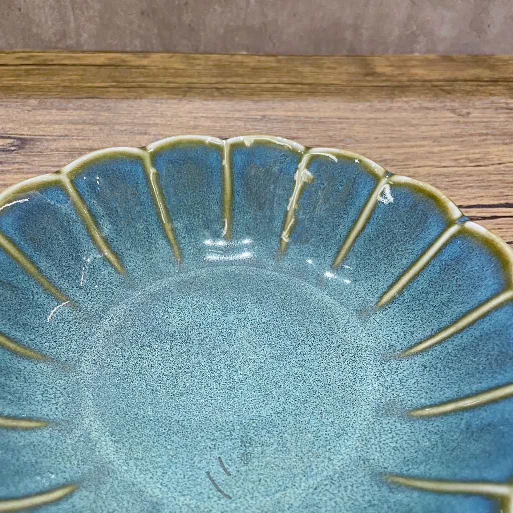 tw-11134211-820la-mltdi6yncgzkb6