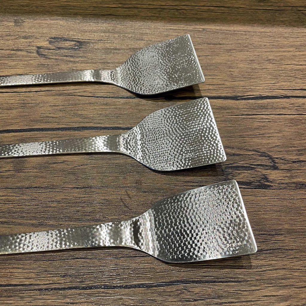 tw-11134211-820lf-mncugjh726fa09