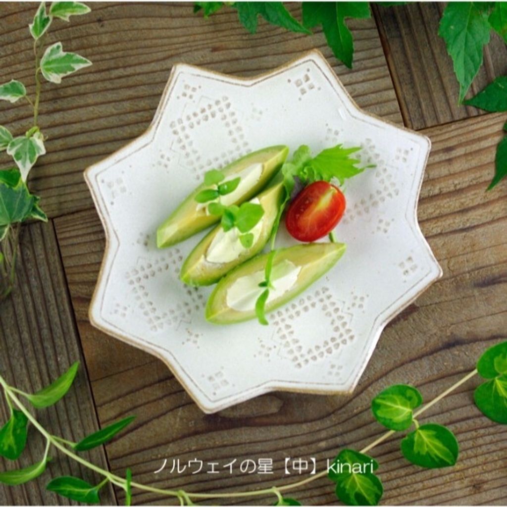 tw-11134207-820le-mrkglrcwpmv4ab
