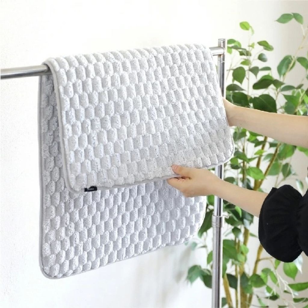 tw-11134207-81ztc-mg5di1fe9wr153