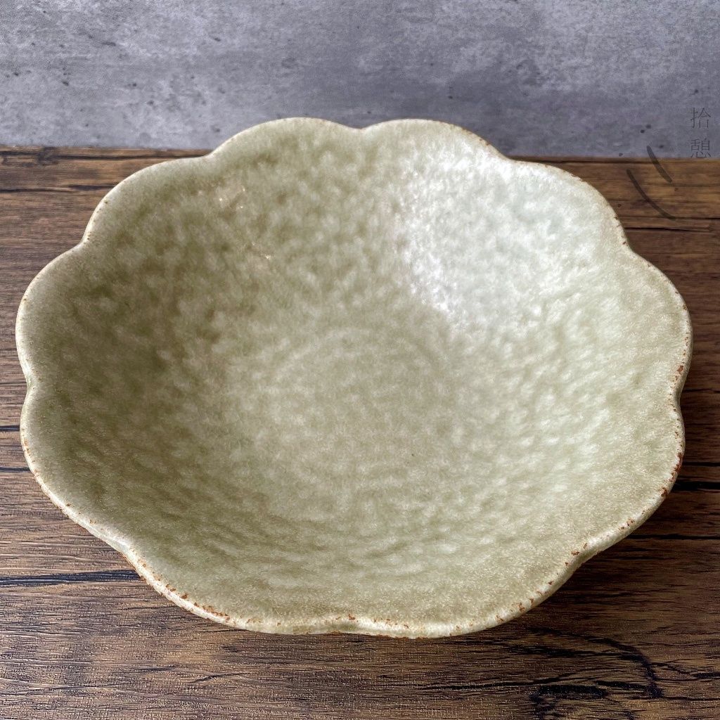 tw-11134207-81ztf-mi0g71z95rlv89