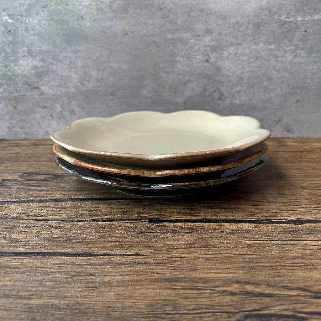 tw-11134211-81zto-mi0emie81z4140