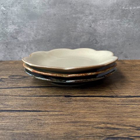 tw-11134211-81zto-mi0emie81z4140