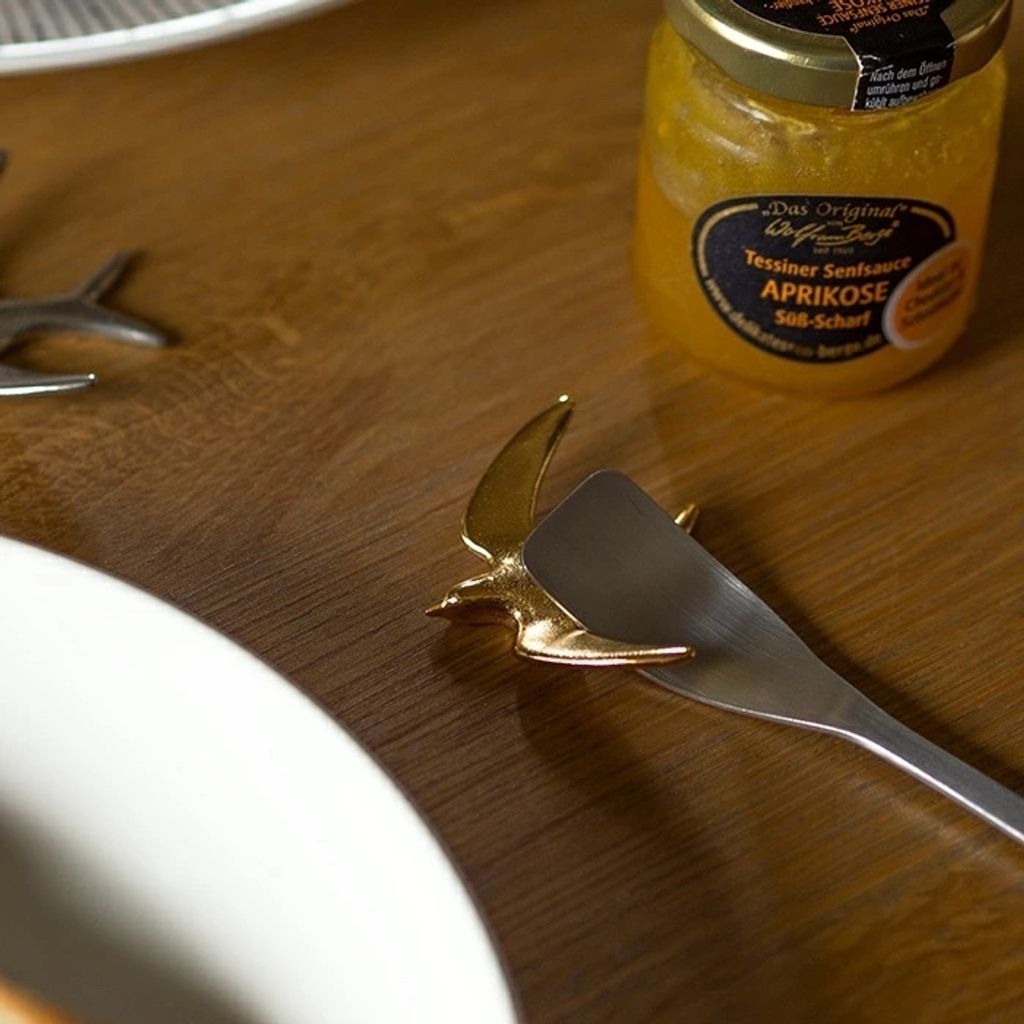 tw-11134207-81ztn-mjbhmc5e5atcc4